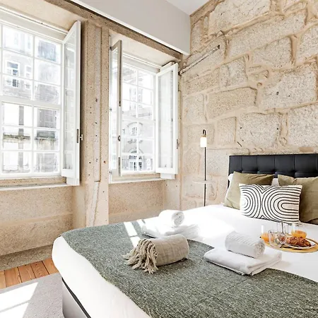 Lovelystay - Aurora Mezzanine Apartment Porto